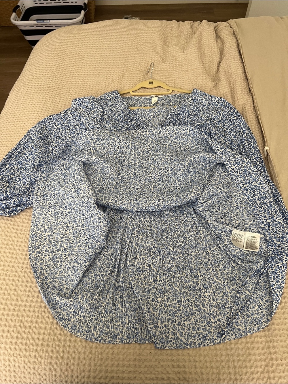 H&M Blue Floral Long Sleeve Tunic Dress - Picture 6 of 8